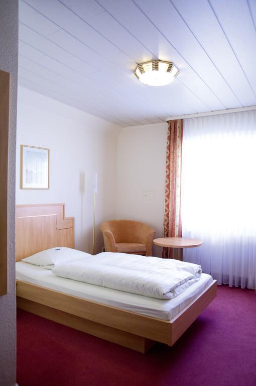 Hotel Am Schloss Darmstaedter Hof Bad Homburg vor der Höhe Rum bild